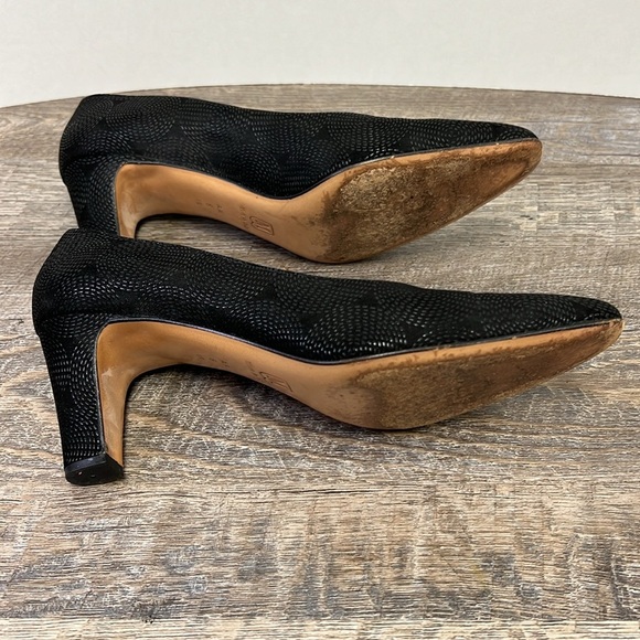 Bruno Magli Black Textured Leather Pumps – Made in Italy – Size 8.5 - Picture 6 of 14